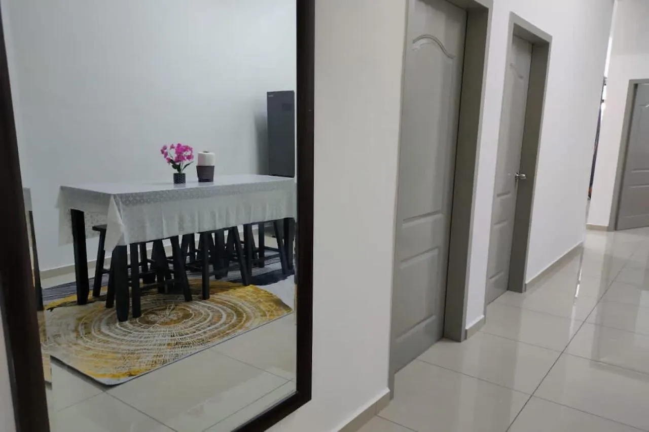 Oyo Homes 90611 Homestay D'Emas Malacca 2*,