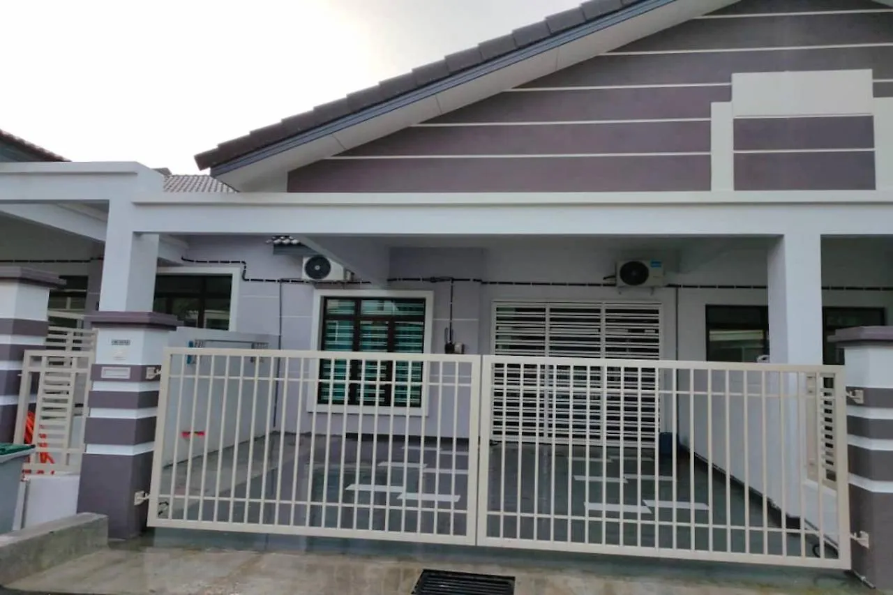 Hotel Oyo Homes 90611 Homestay D'Emas Malacca