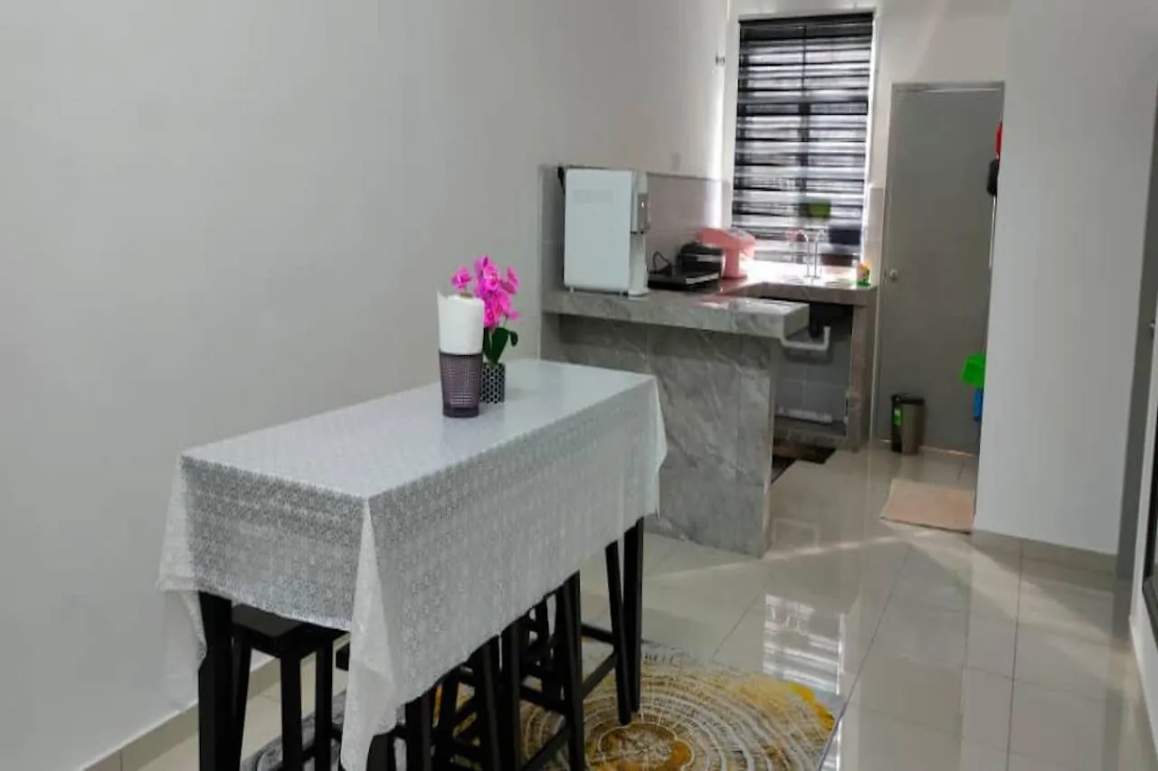 Oyo Homes 90611 Homestay D'Emas Malacca 2*,  Malajsie